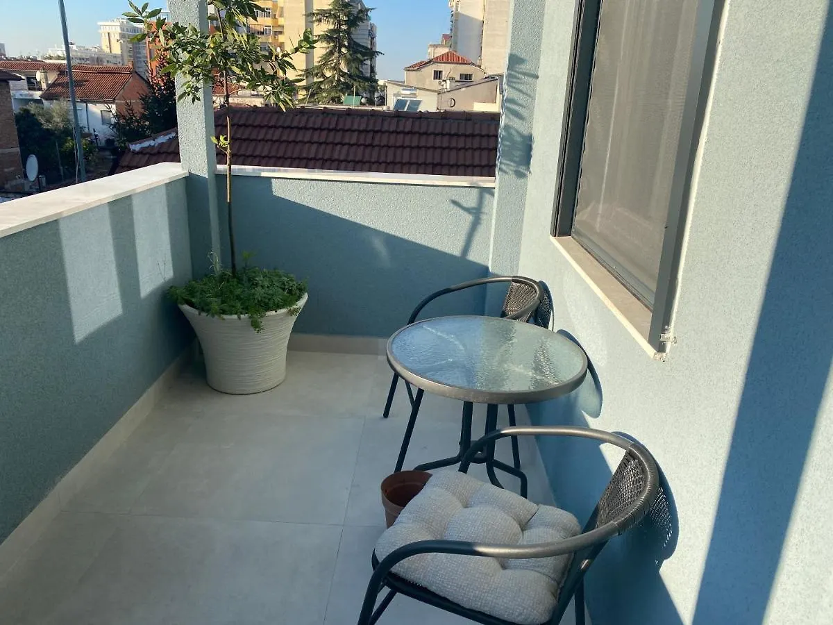 Vila-Amo, Suites&Rooms In Tirana Center
