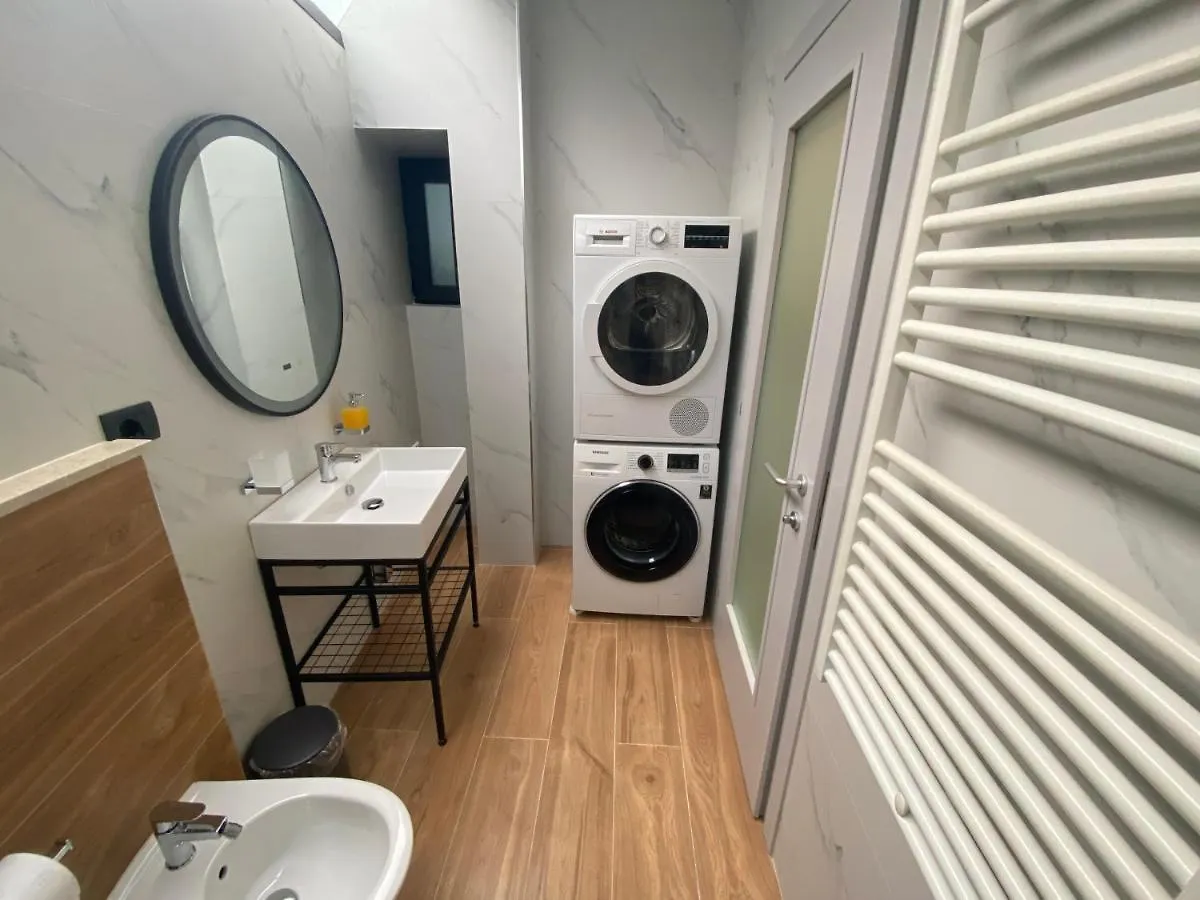 Vila-Amo, Suites&Rooms In Tirana Center Bed & Breakfast
